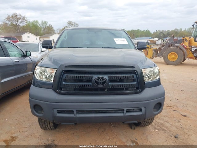 Toyota Tundra Grade V6