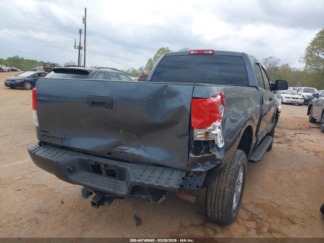 Toyota Tundra Grade V6