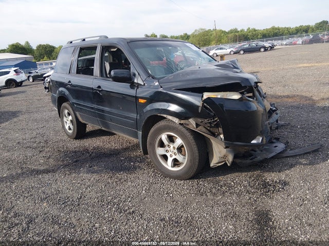 Salvage Honda Pilot Image
