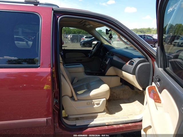 Chevrolet Suburban 1500 Ltz