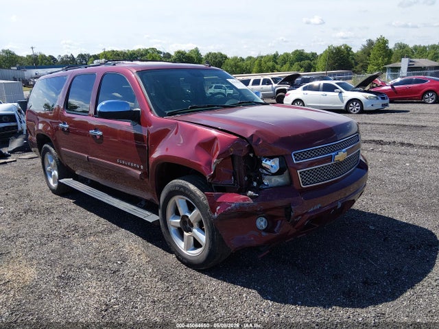Salvage Chevrolet Suburban 1500 Image