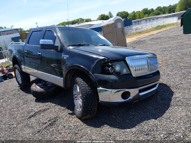 Salvage Lincoln Mark LT Image