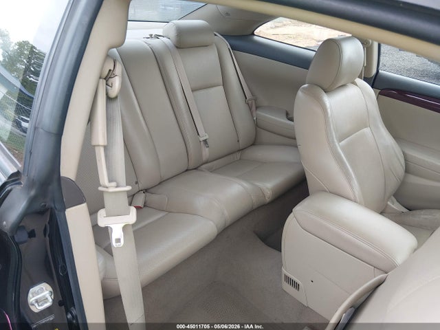 Toyota Camry Sle V6
