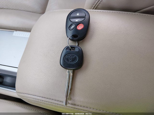 Toyota Camry Sle V6