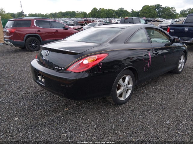 Toyota Camry Sle V6