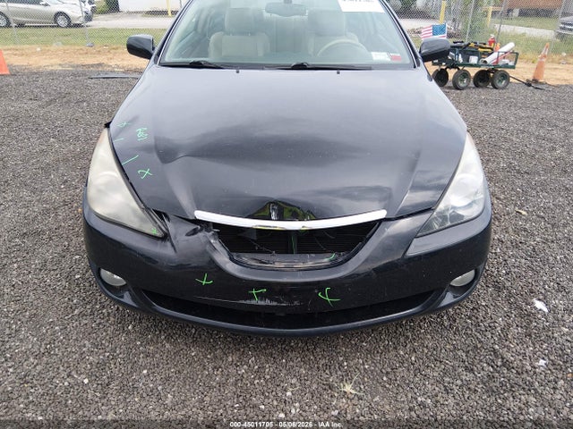 Toyota Camry Sle V6