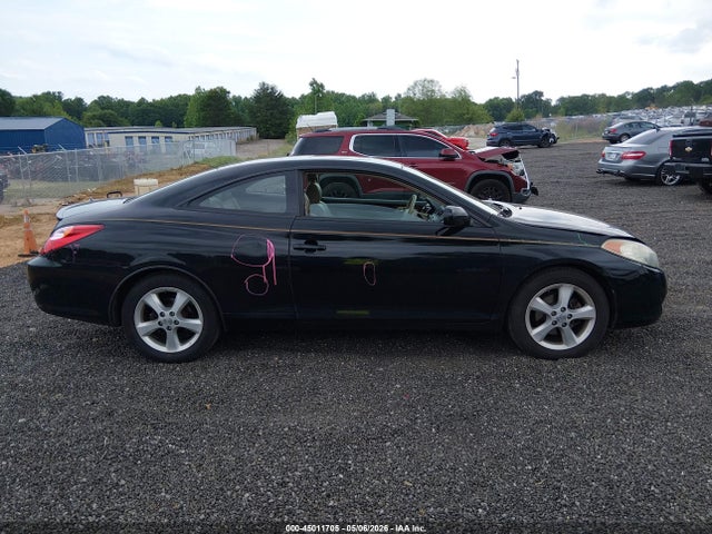 Toyota Camry Sle V6
