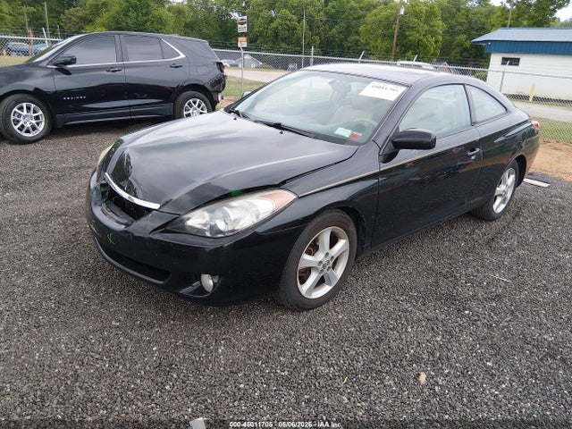 Toyota Camry Sle V6