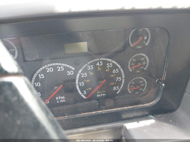 Sterling Truck Lt 7500