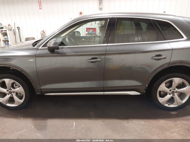 Audi Q5 Premium Plus 45 Tfsi S Line Quattro