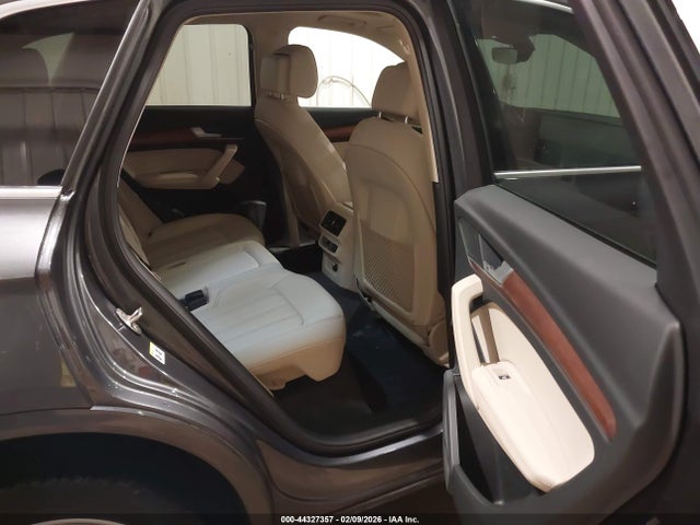 Audi Q5 Premium Plus 45 Tfsi S Line Quattro