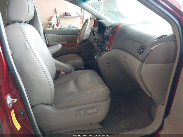 Toyota Sienna Xle