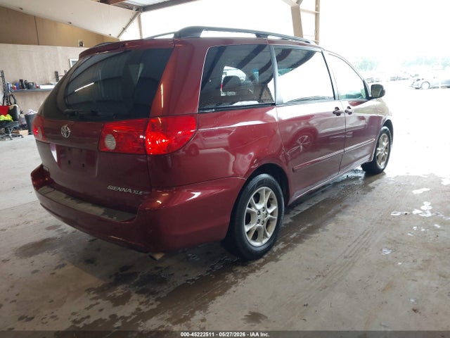 Toyota Sienna Xle