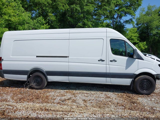Mercedes-Benz Sprinter 2500 High Roof V6