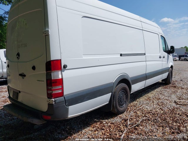 Mercedes-Benz Sprinter 2500 High Roof V6