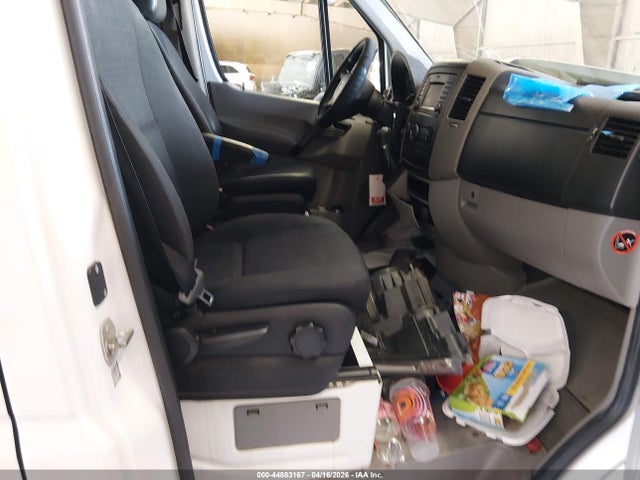Mercedes-Benz Sprinter 2500 High Roof V6
