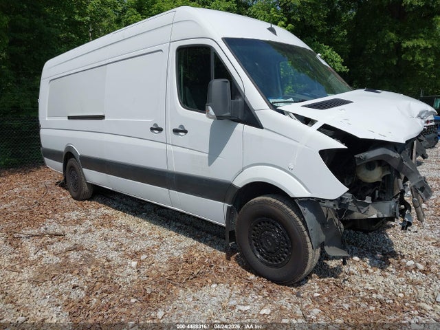 Salvage Mercedes-Benz Sprinter 2500 Image
