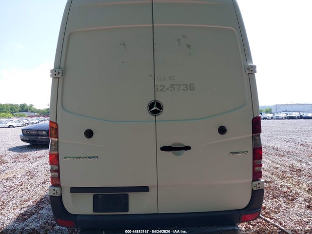 Mercedes-Benz Sprinter 2500 High Roof V6