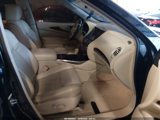 INFINITI JX35