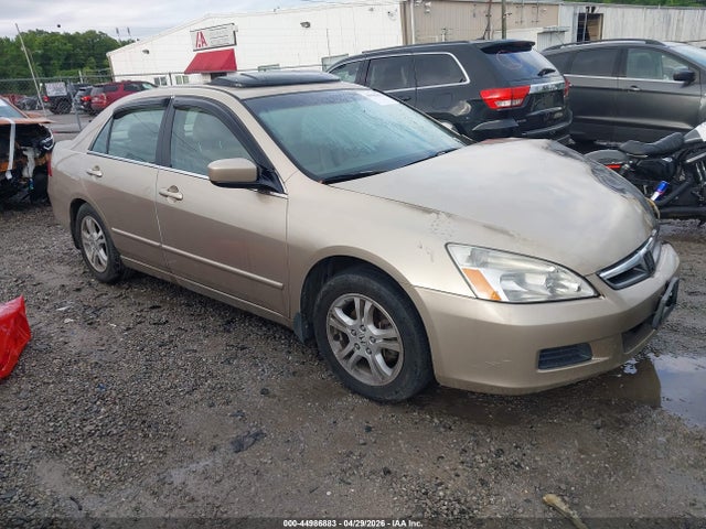 Salvage Honda Accord Image