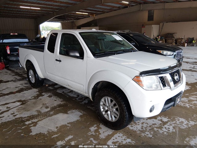 Salvage Nissan Frontier Image