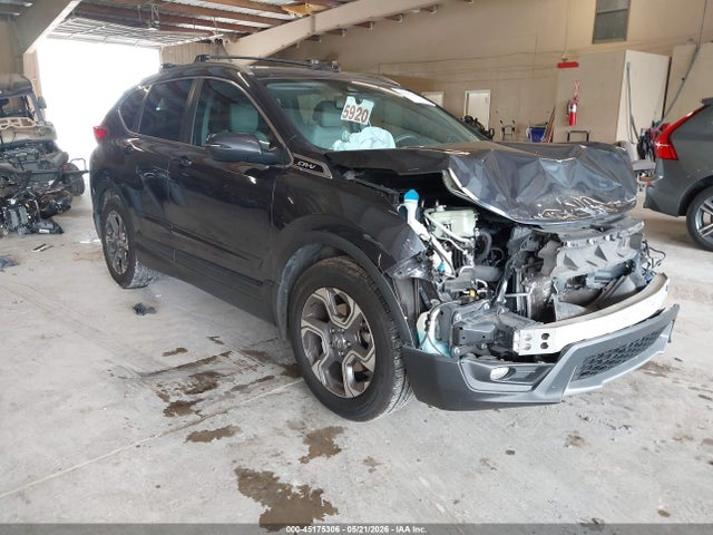 Salvage Honda CR-V Image