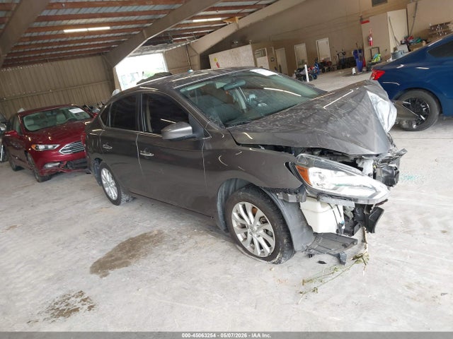 Salvage Nissan Sentra Image