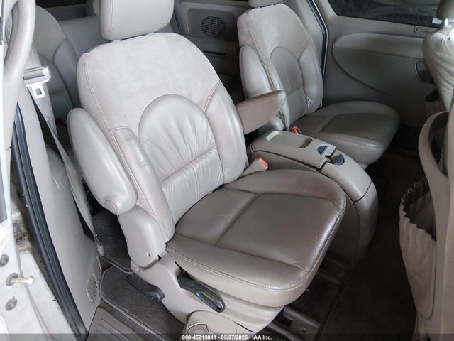Chrysler Town & Country Limited
