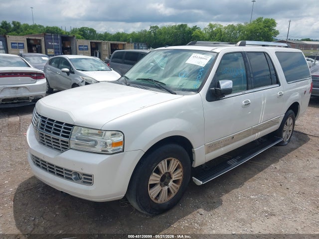 Lincoln Navigator
