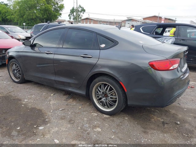 Chrysler 200 S