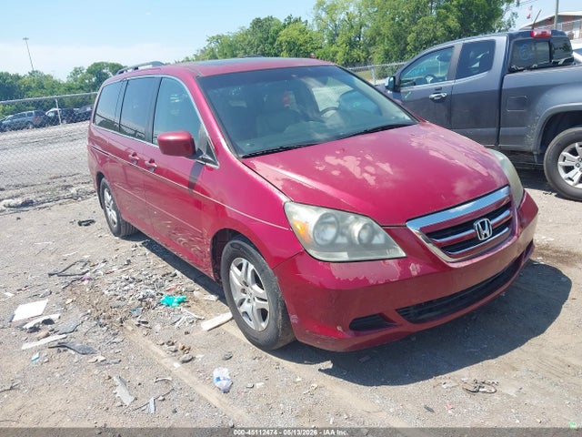Salvage Honda Odyssey Image