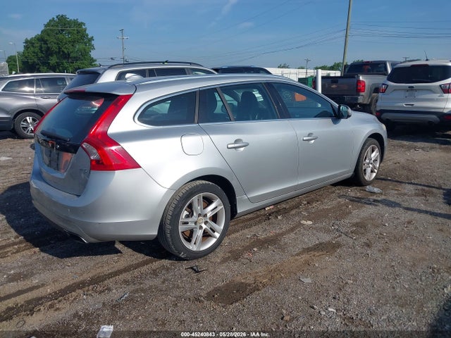 Volvo V60 T5 Premier