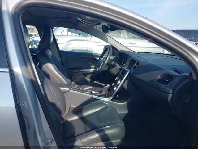 Volvo V60 T5 Premier