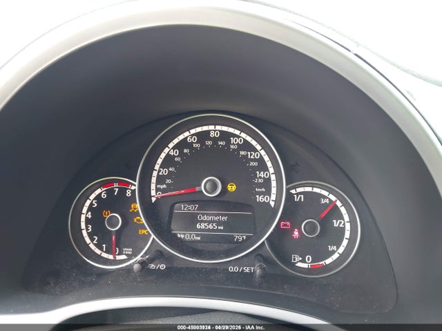 Volkswagen Beetle 2.0t R-line