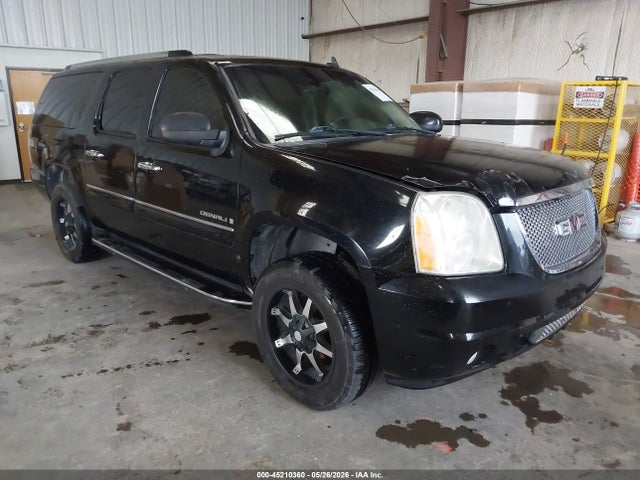 Salvage GMC Yukon Image