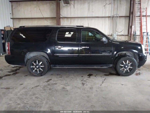 GMC Yukon Denali