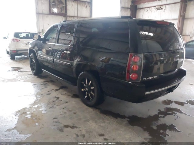 GMC Yukon Denali