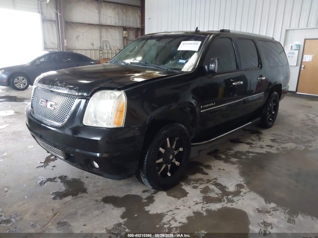GMC Yukon Denali