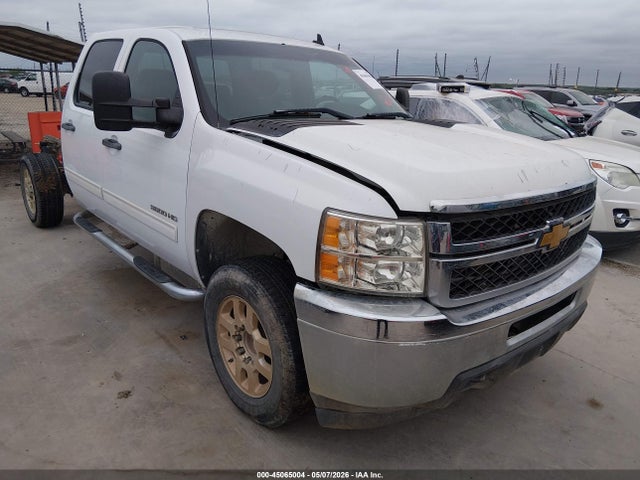 Salvage Chevrolet Silverado 3500 Image