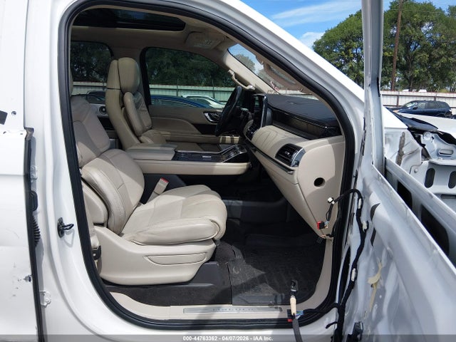 Lincoln Navigator Reserve L