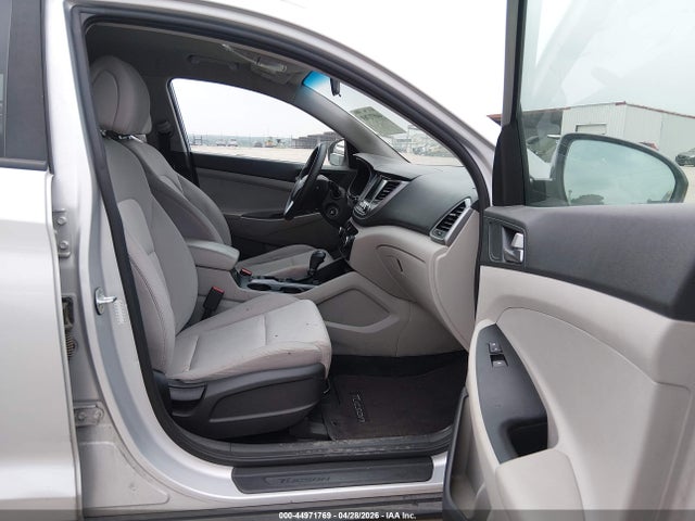 Hyundai TUCSON Sel