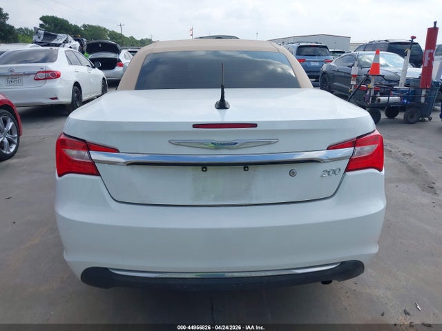 Chrysler 200 Touring