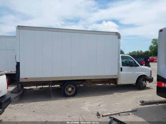 Chevrolet Express 3500