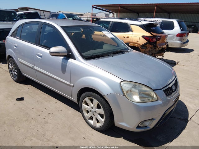 Salvage Kia Rio Image