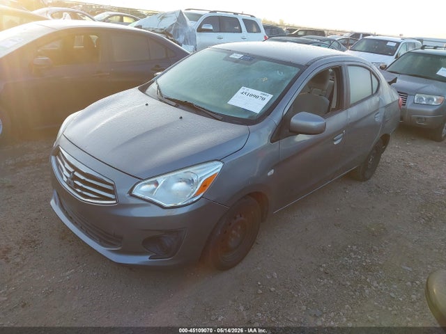 Mitsubishi Mirage Es