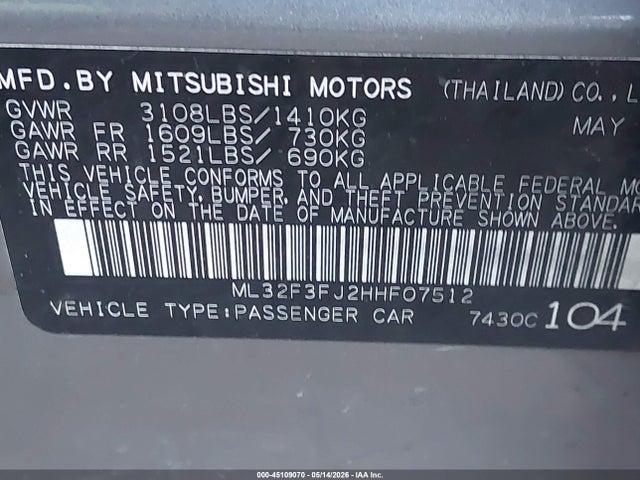 Mitsubishi Mirage Es