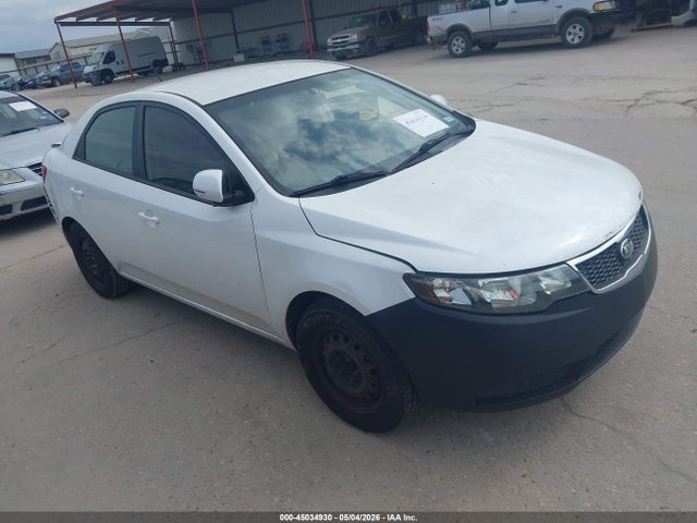 Salvage Kia Forte Image