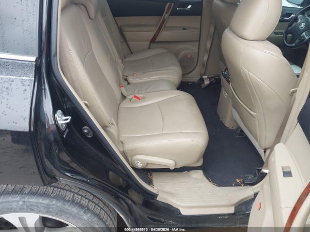 Toyota Highlander Limited V6