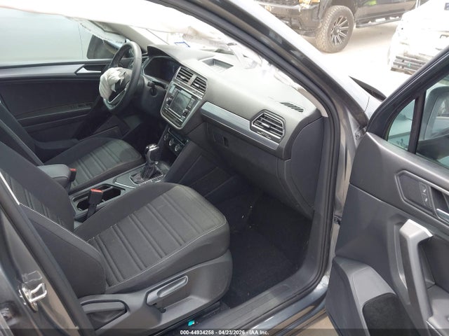 Volkswagen Tiguan 2.0t S