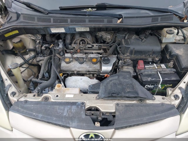 Toyota Sienna Le